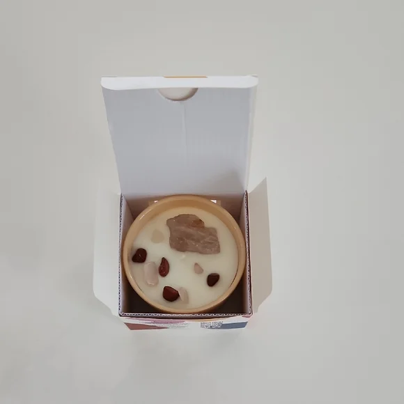 Crystal Infused Coconut Soy Wax Scented Glass Candle Housewarming Gift for Women - Picture 5 of 8